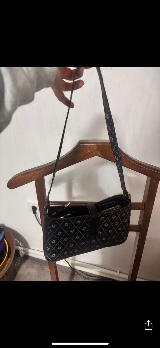 Siyah Deri Tokalı Kadın Çanta - Görsel 4