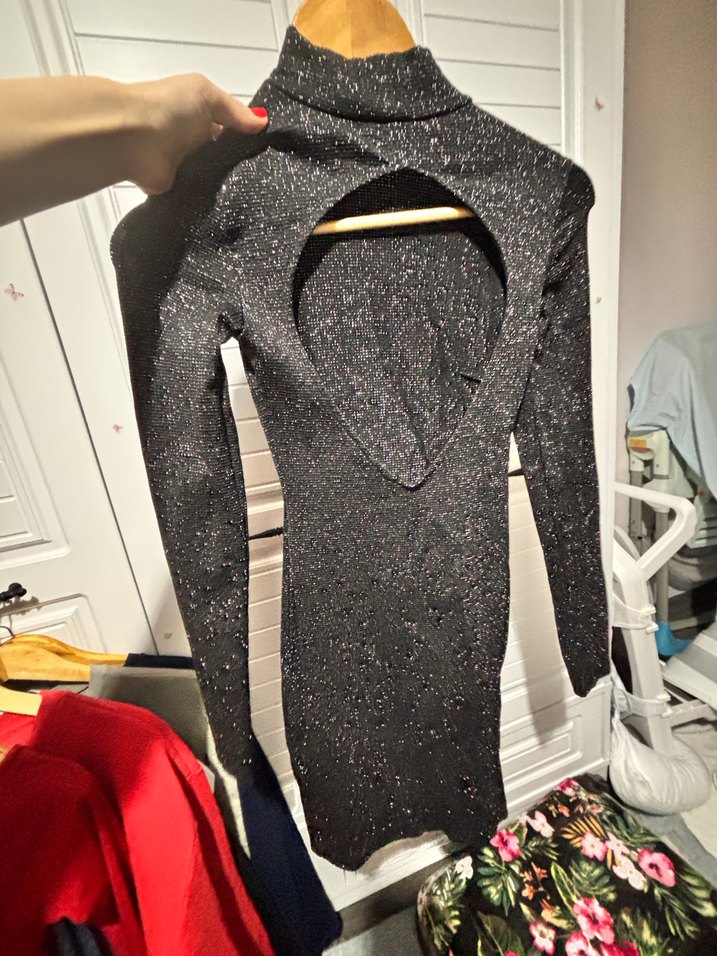 Siyah Balıkçı Yaka Uzun Kollu Midi Elbise - Görsel 3