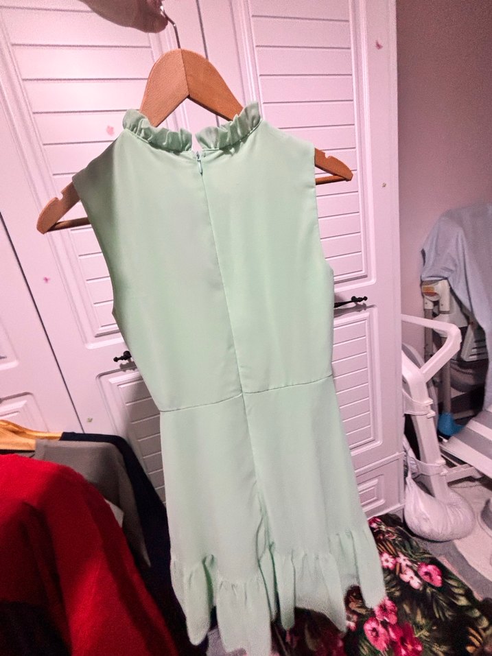 Fırfırlı Kolsuz Uzun Yeşil Elbise - Görsel 3