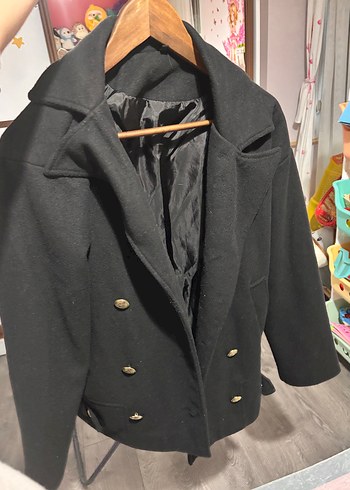 Düğmeli Siyah kısa kaban - Görsel 2