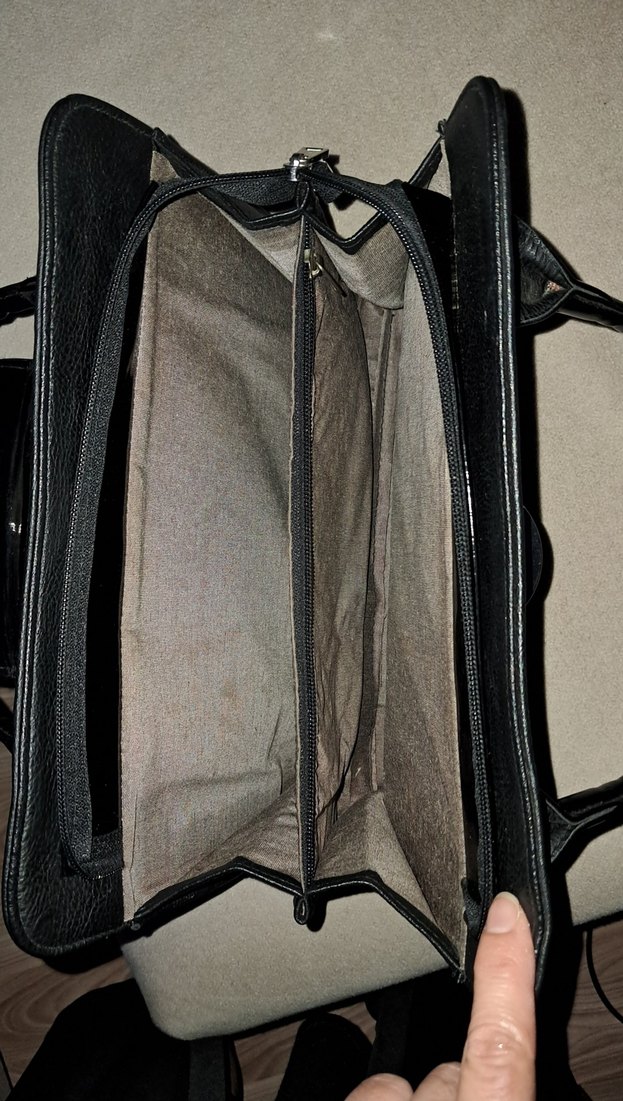 Kilit Tokalı Siyah Deri Kadın Çanta aşınma yok - Görsel 3