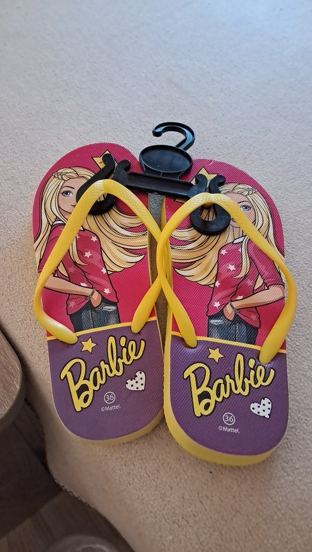 Sarı Barbie Baskılı Kız Terliği sifir - Görsel 3