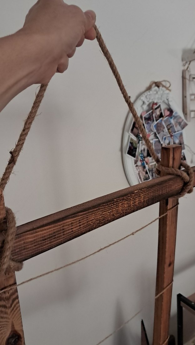 Bej Renkli Ahşap fotograf askisi - Görsel 3