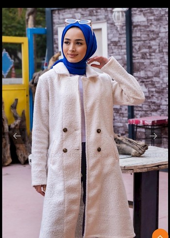 Diğer Kadın Beyaz Uzun Düğmeli Streetwear Kaban