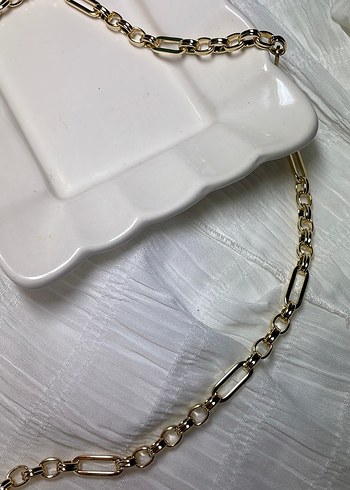 Uzun Zincir Detaylı Altın Kadın Kolye - Görsel 2