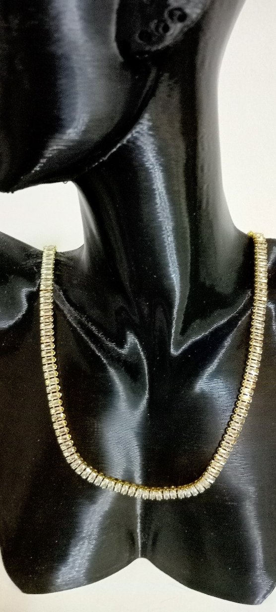 Uzun Zincir Detaylı Parlak Altın Kadın Kolye - Görsel 2