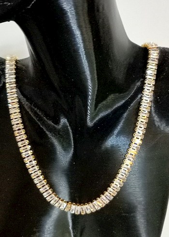 Zincir Detaylı Uzun Altın Kadın Kolye - Görsel 2