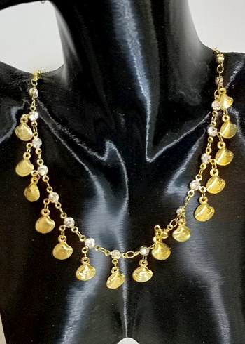 Uzun Zincir Detaylı Parlak Altın Kolye - Görsel 2