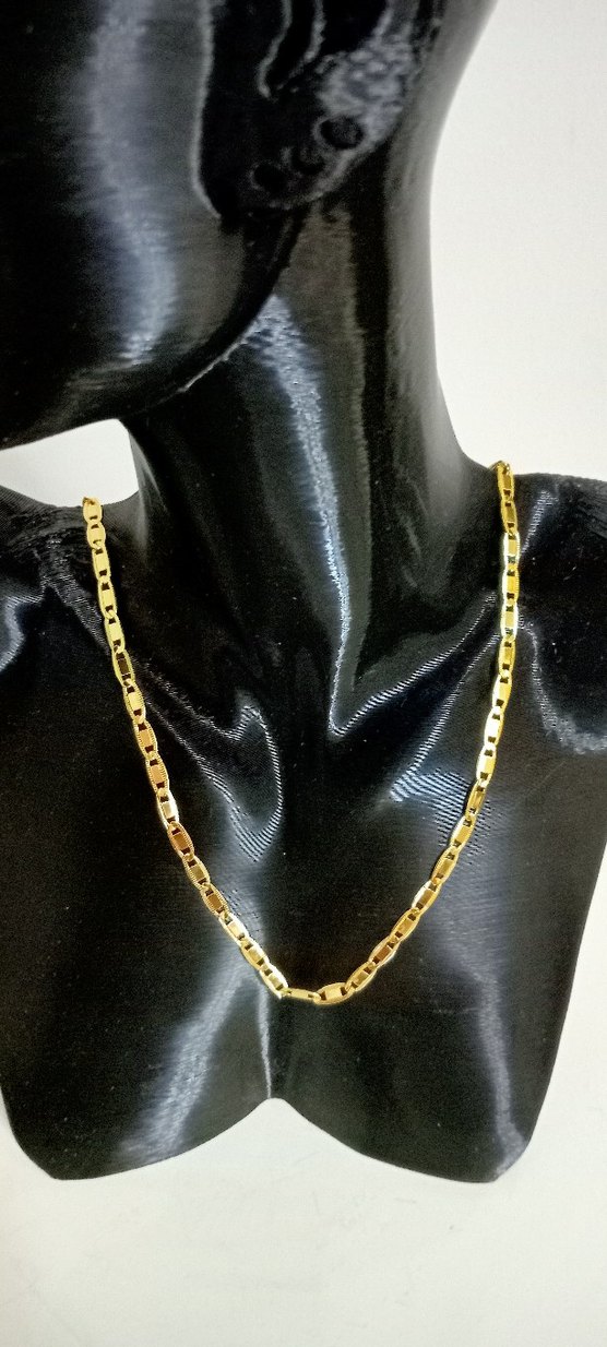 Uzun Zincir Detaylı Altın Renk Kadın Kolye - Görsel 2