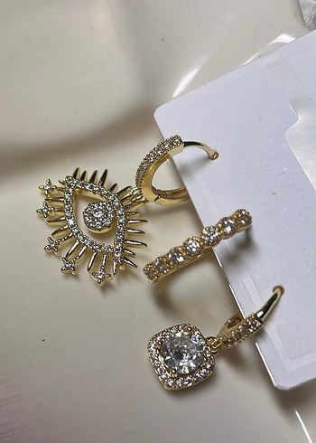 Altın Renkli Mini Payetli Küpe Seti - Görsel 2