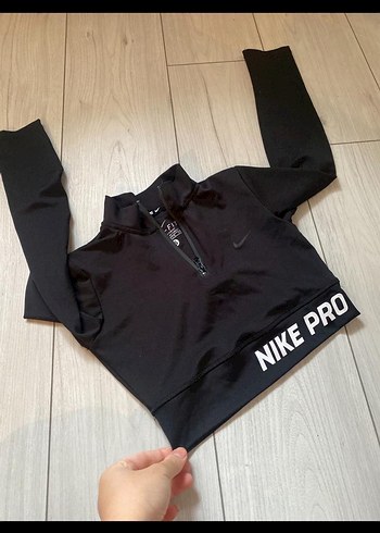 Nike Pro Siyah Yarım Fermuarlı Crop Top - Görsel 4