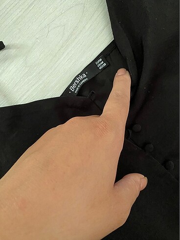 m Beden Bershka Üst
