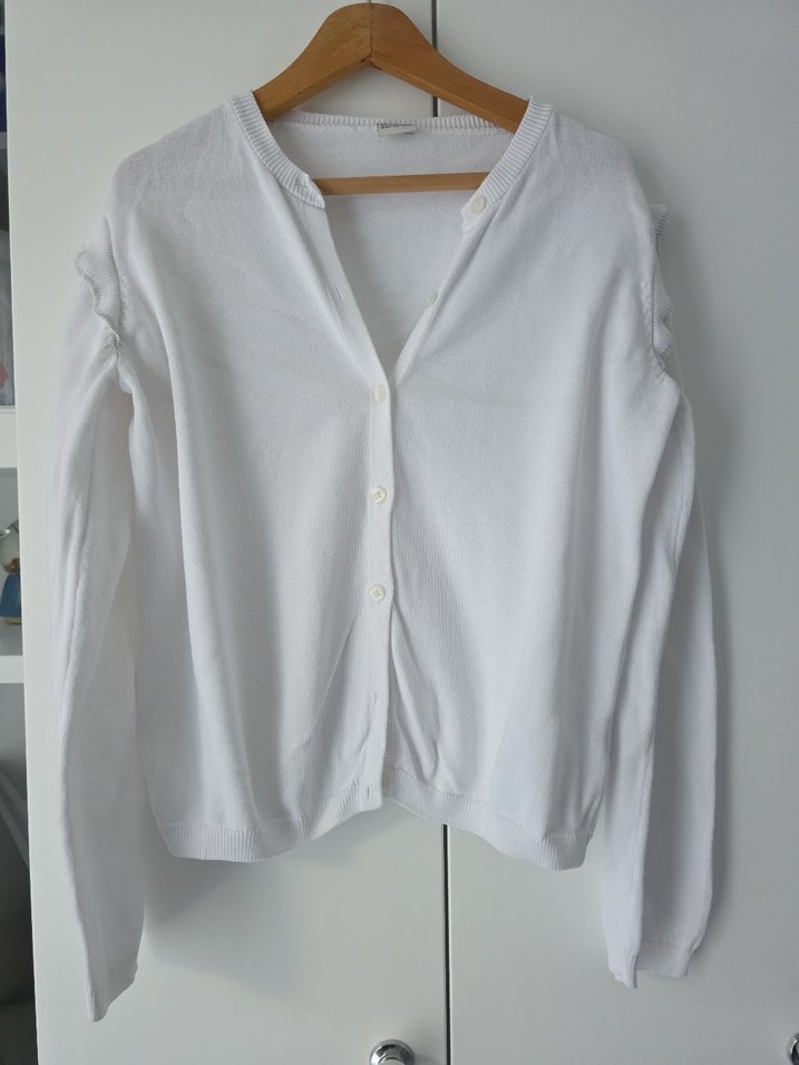 Beyaz Pamuklu Düğmeli Kız Hırka - Görsel 4