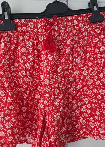 Kırmızı Bohem Çiçek Desenli Mini Şort - Görsel 2