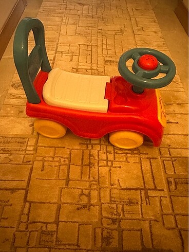  Beden kırmızı Renk Fisher price ilk arabam