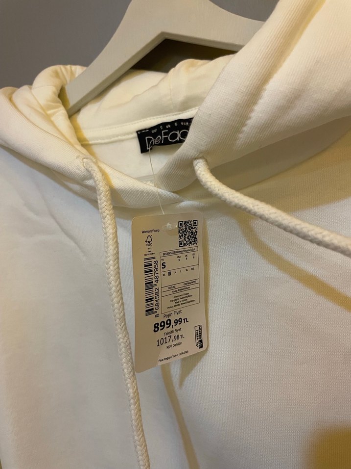 Beyaz Kapüşonlu Baskılı Oversize Sweatshirt - Görsel 4