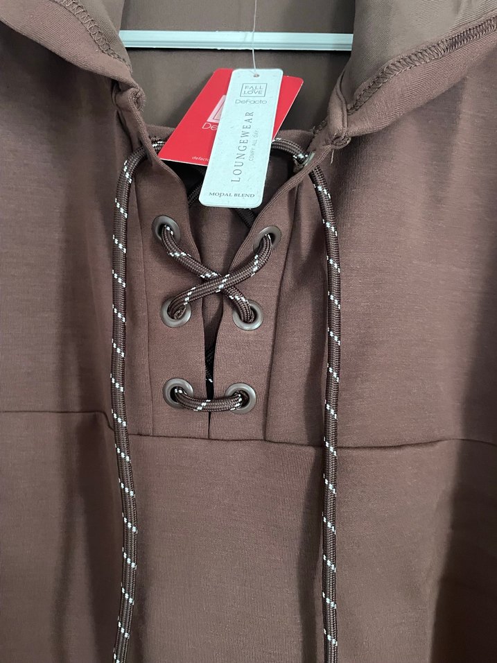 Kahverengi Kapüşonlu Kadın Sweatshirt - Görsel 3