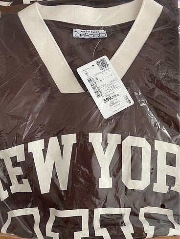 m Beden Defacto forma tshirt
