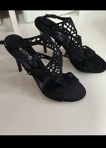 37 Beden siyah Renk Siyah Dantel Detaylı Gotik Dolgu Topuklu Ayakkabı