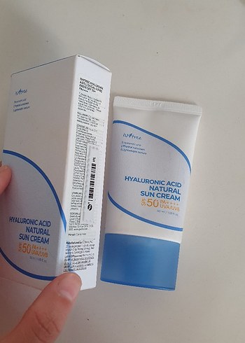 Beden Renk Isntree Hyaluronic Acid Doğal Güneş Kremi SPF50