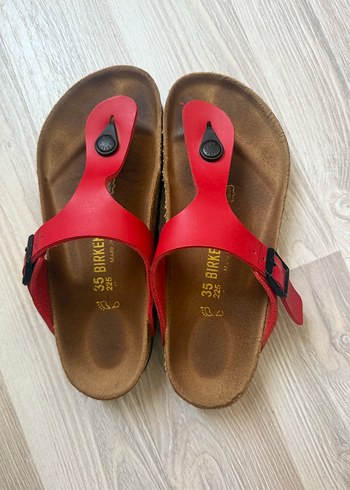 35 Beden kırmızı Renk Birkenstock çocuk 35 no kırmızı terlik