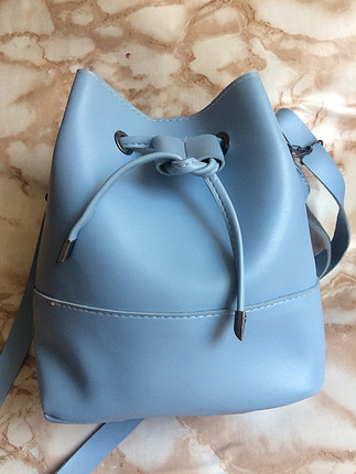 Diğer Mavi büzgülü çanta