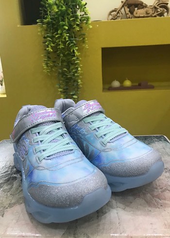 33 Beden ORİJİNAL SKECHERS