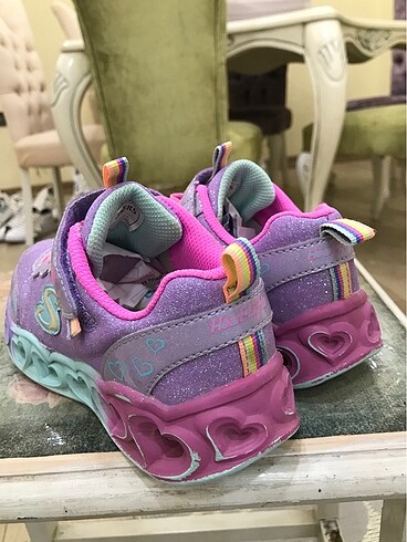 32 Beden çeşitli Renk ORİJİNAL SKECHERS
