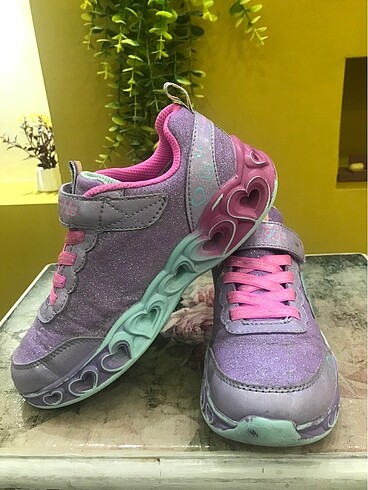 31 Beden çeşitli Renk ORİJİNAL SKECHERS