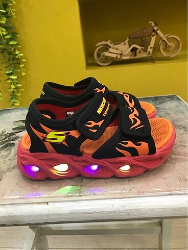 ORİJİNAL SKECHERS SANDALET