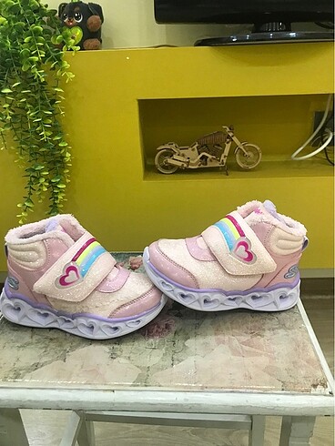 ORİJİNAL SKECHERS BOT