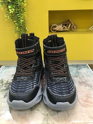 29 Beden çeşitli Renk ORİJİNAL SKECHERS