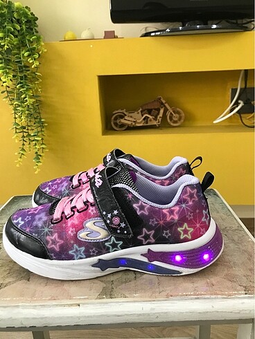 34 Beden ORİJİNAL SKECHERS