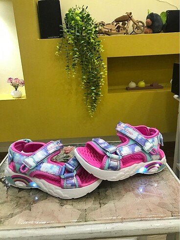 ORİJİNAL SKECHERS SANDALET