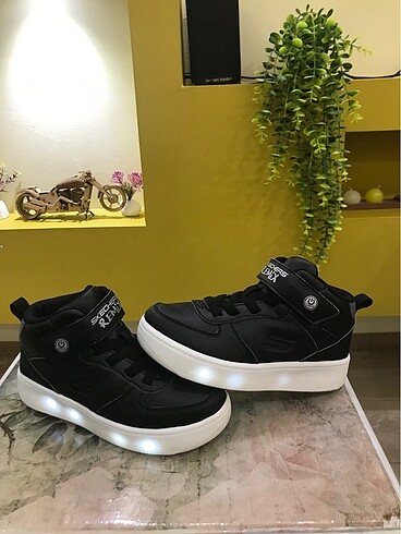 ORİJİNAL SKECHERS REMİX
