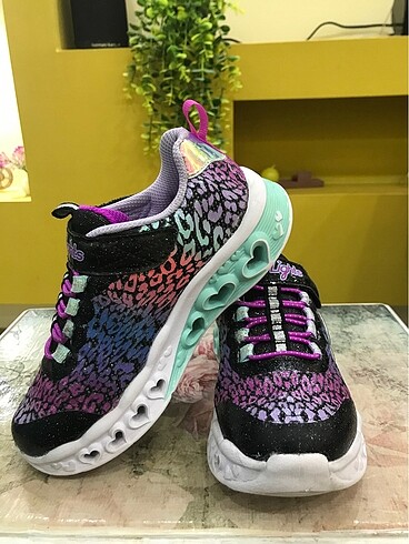28 Beden ORİJİNAL SKECHERS