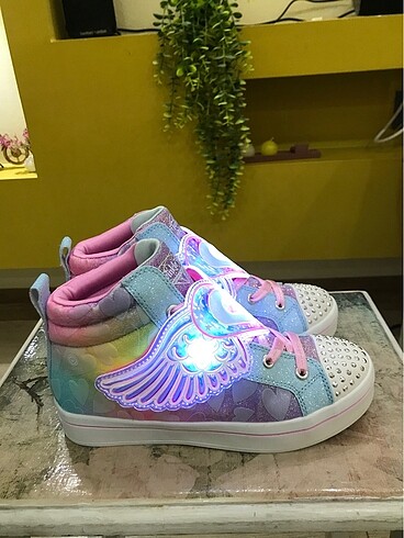 35 Beden ORİJİNAL SKECHERS