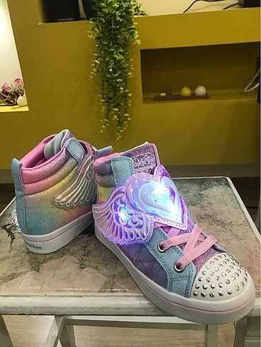 29 Beden çeşitli Renk ORİJİNAL SKECHERS