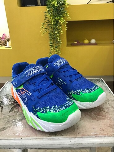 35 Beden ORİJİNAL SKECHERS