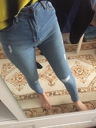 26 Beden mavi Renk Kadın jean ????