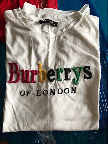 Burberrys yazılı tişört