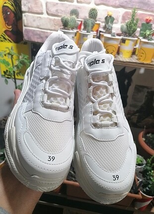 BALENCİAGA GÜNLÜK KULLANIM 