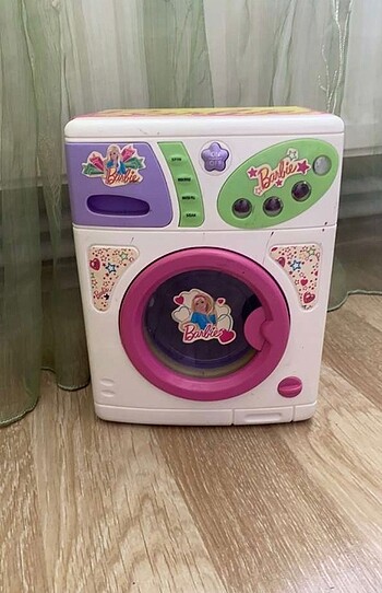 Barbie çamaşır makinesi