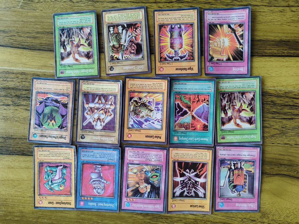 Çok Renkli Koleksiyon Kartları - Görsel 4