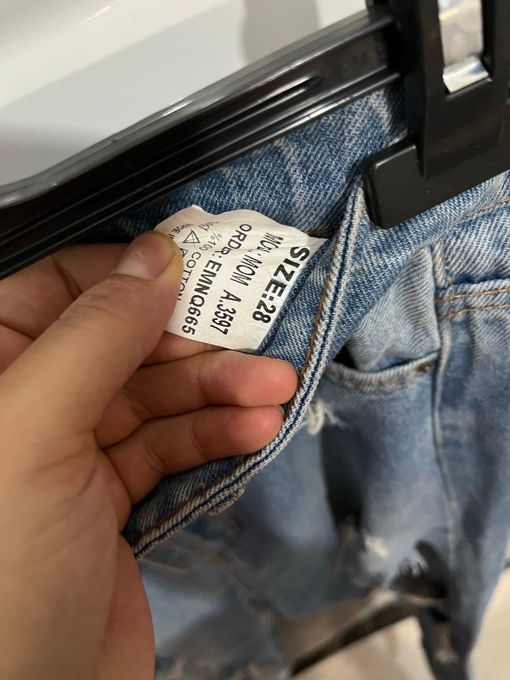 Yırtık Kadın Kot Pantolon - Görsel 2