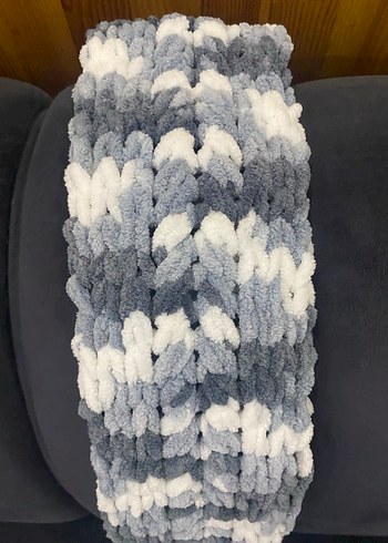 Gri Bağlamalı Desen Örgü Çocuk Battaniyesi - Görsel 2