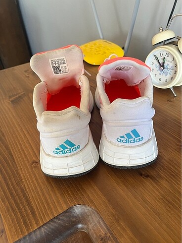 38 Beden Adidas spor ayakkabı