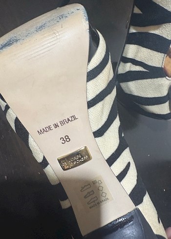 Kemer Detaylı Zebra Desenli Platform Topuklu Kadın Ayakkabı - Görsel 3