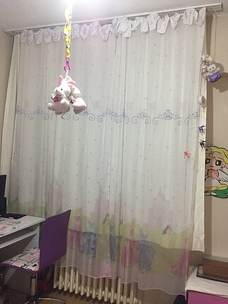 Prensesli kız çocuk odası perdesi