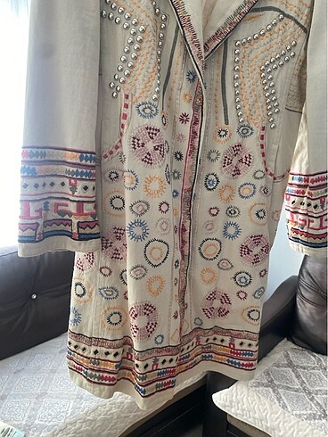 İşlemeli kaftan ceket - Görsel 5